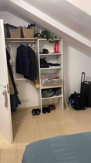 Apartamento Recien Reformado En Barajas Pueblo Madrid Eksteriør billede